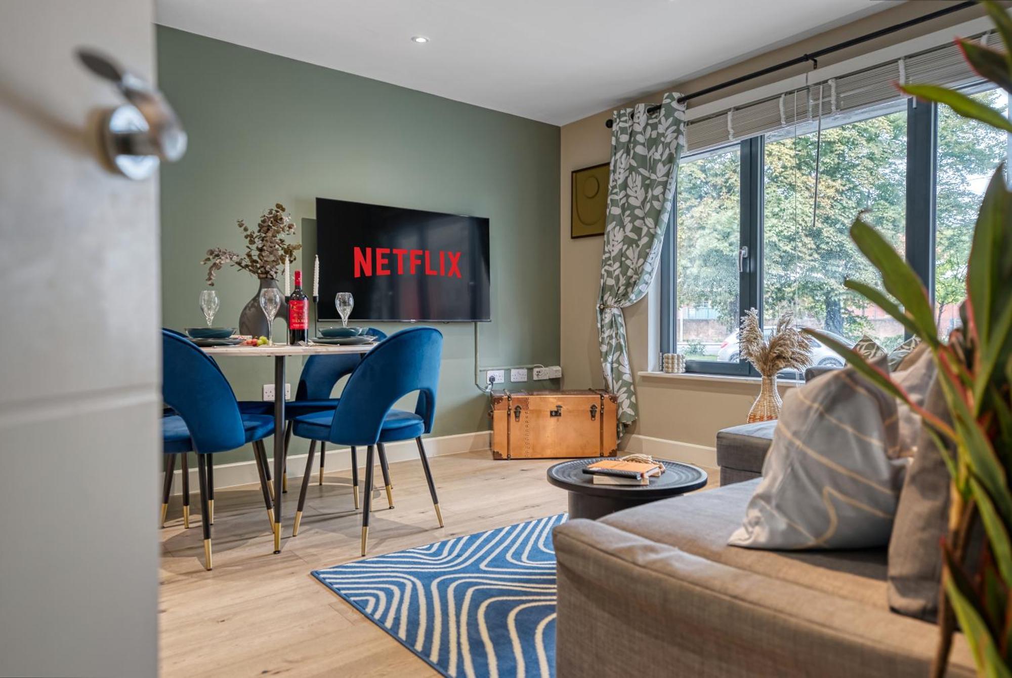 1 Bedroom Ocean Village Luxurious, Stylish & Cosy Apartment, Central Location In Southampton, Sleeps 4 - Summer Special Offer! - By Blue Puffin Stays Экстерьер фото