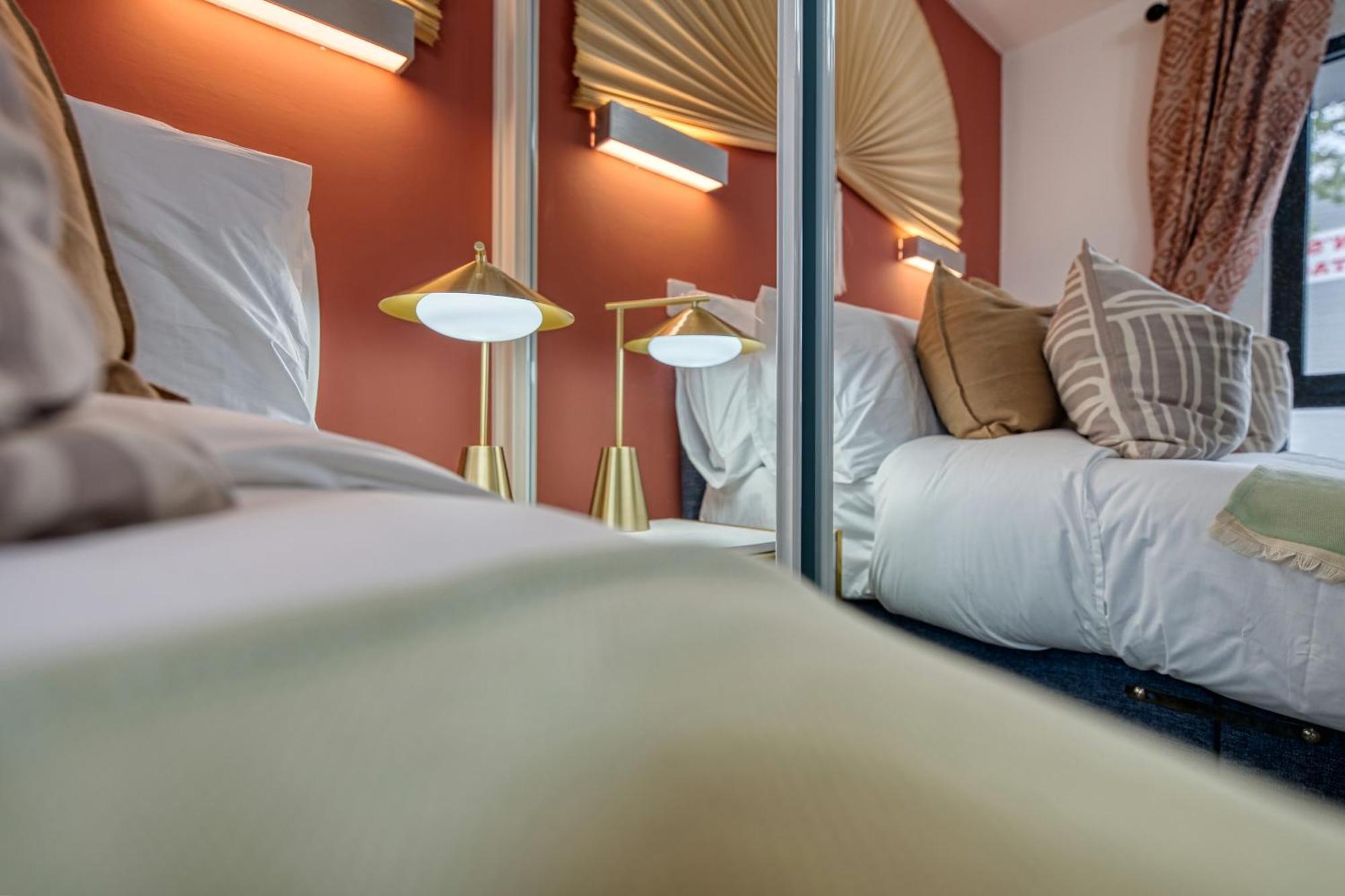 1 Bedroom Ocean Village Luxurious, Stylish & Cosy Apartment, Central Location In Southampton, Sleeps 4 - Summer Special Offer! - By Blue Puffin Stays Экстерьер фото