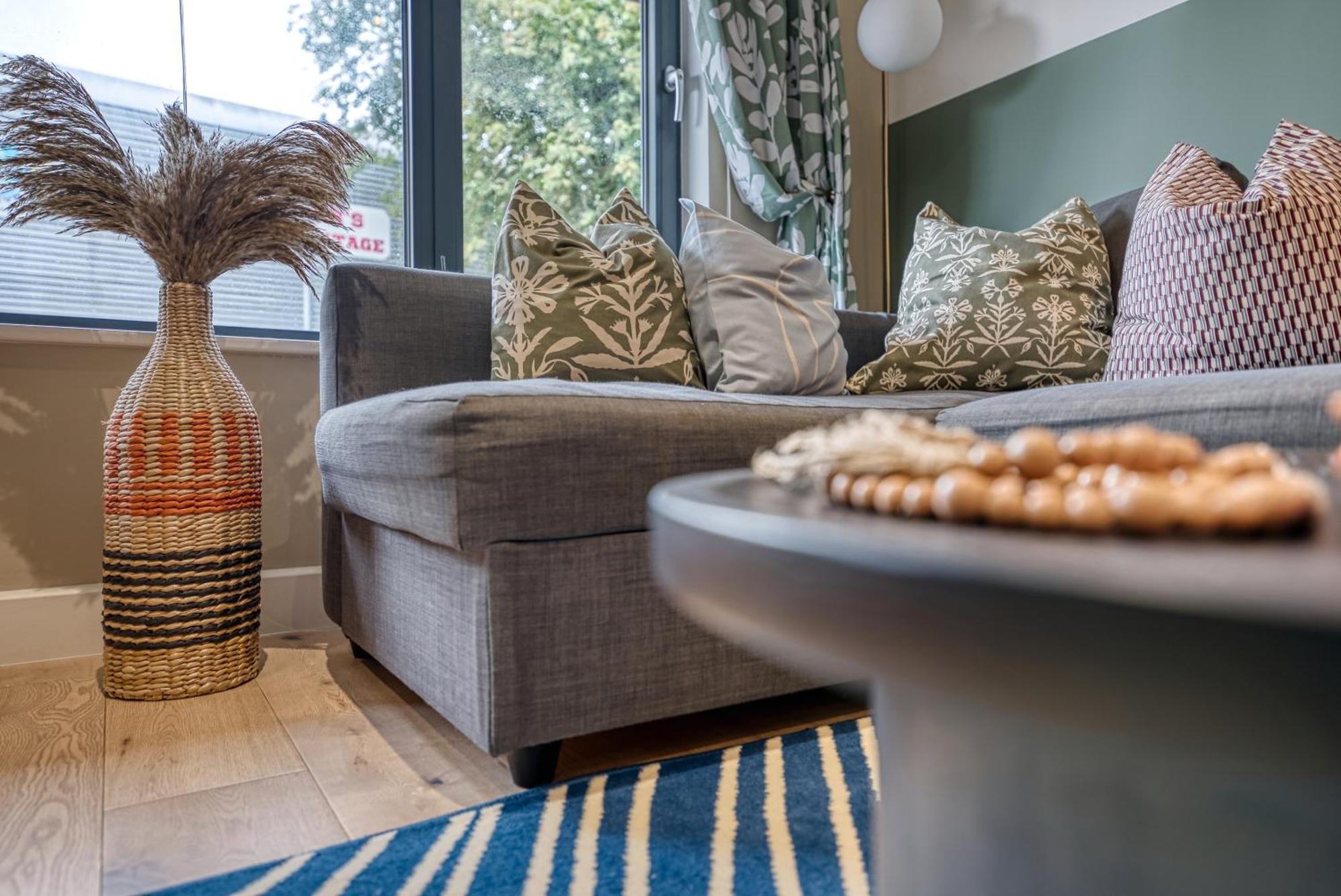 1 Bedroom Ocean Village Luxurious, Stylish & Cosy Apartment, Central Location In Southampton, Sleeps 4 - Summer Special Offer! - By Blue Puffin Stays Экстерьер фото